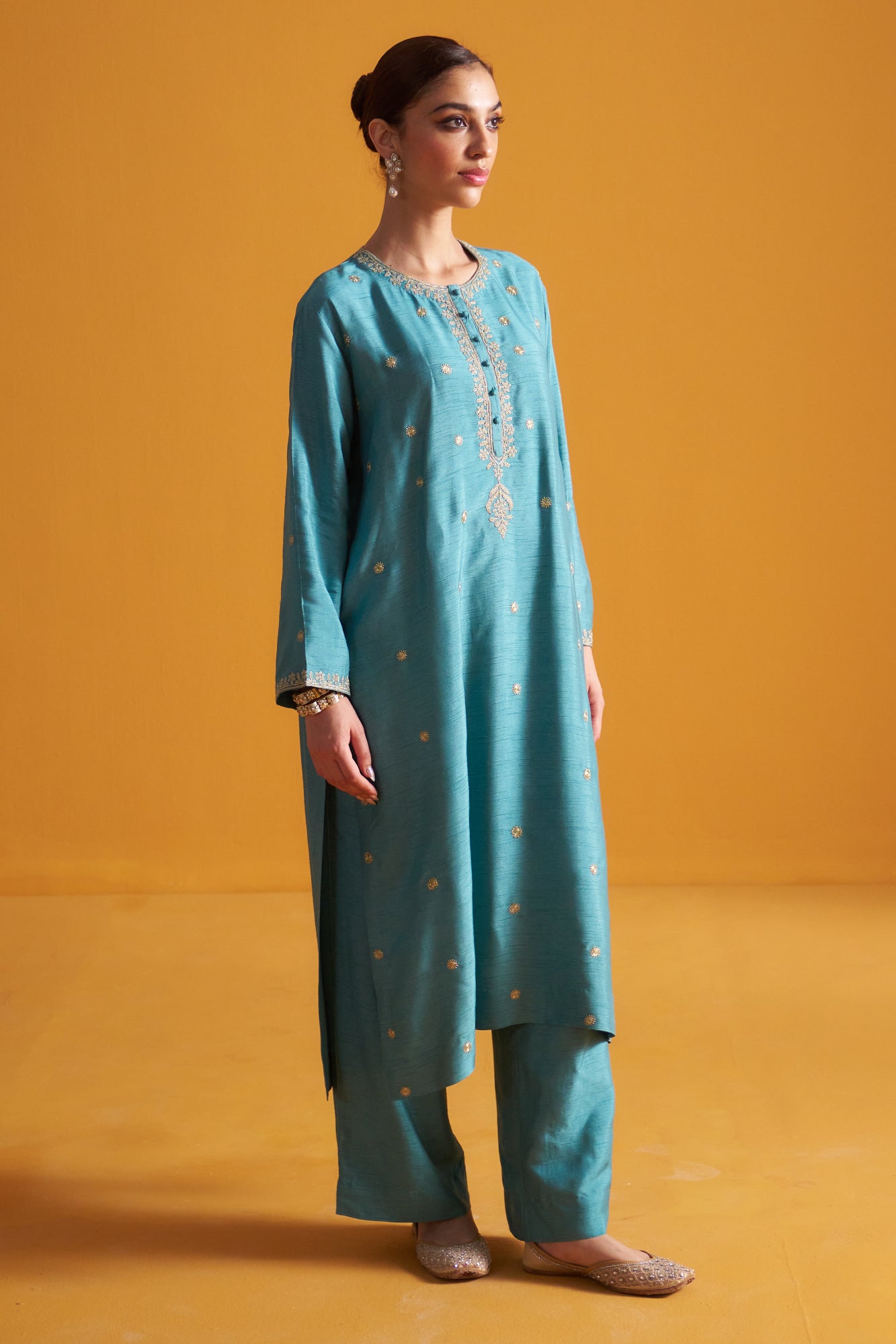 Bristol Blue Tilla Set