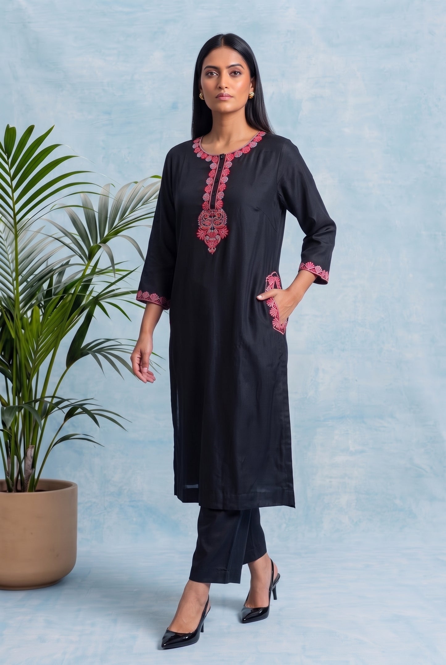 Black Dahlia Pheran Set with Aari Embroidery