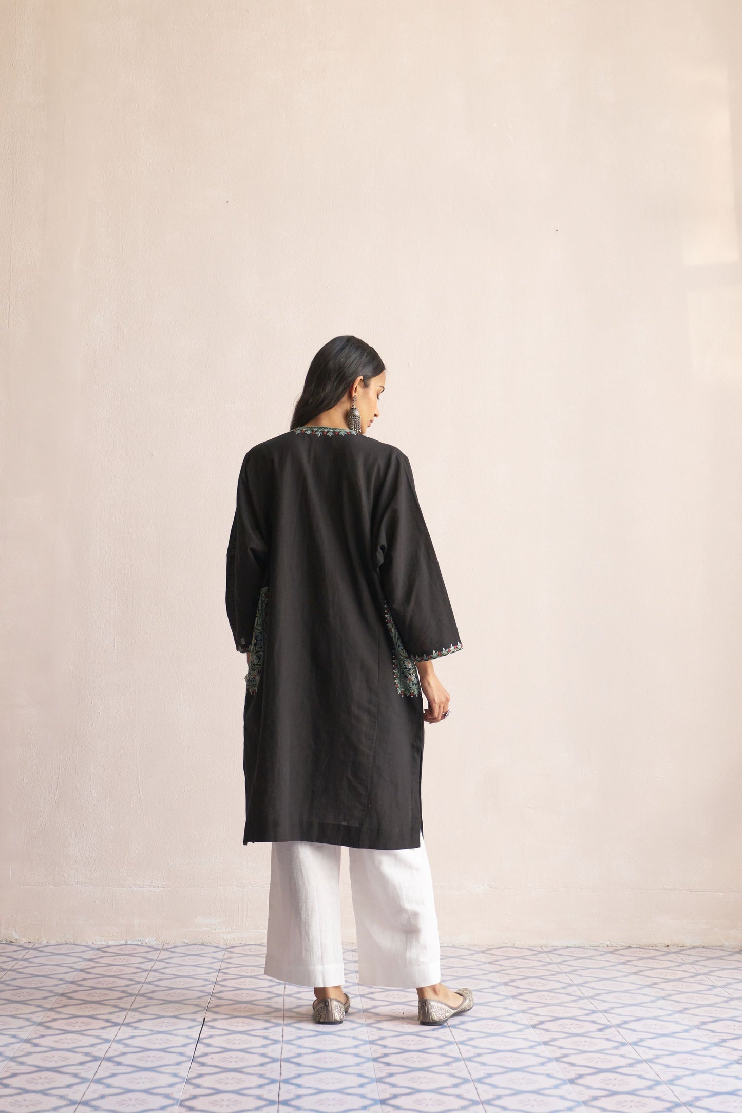 Linen Pheran/Jet Black -Heavy Pockets