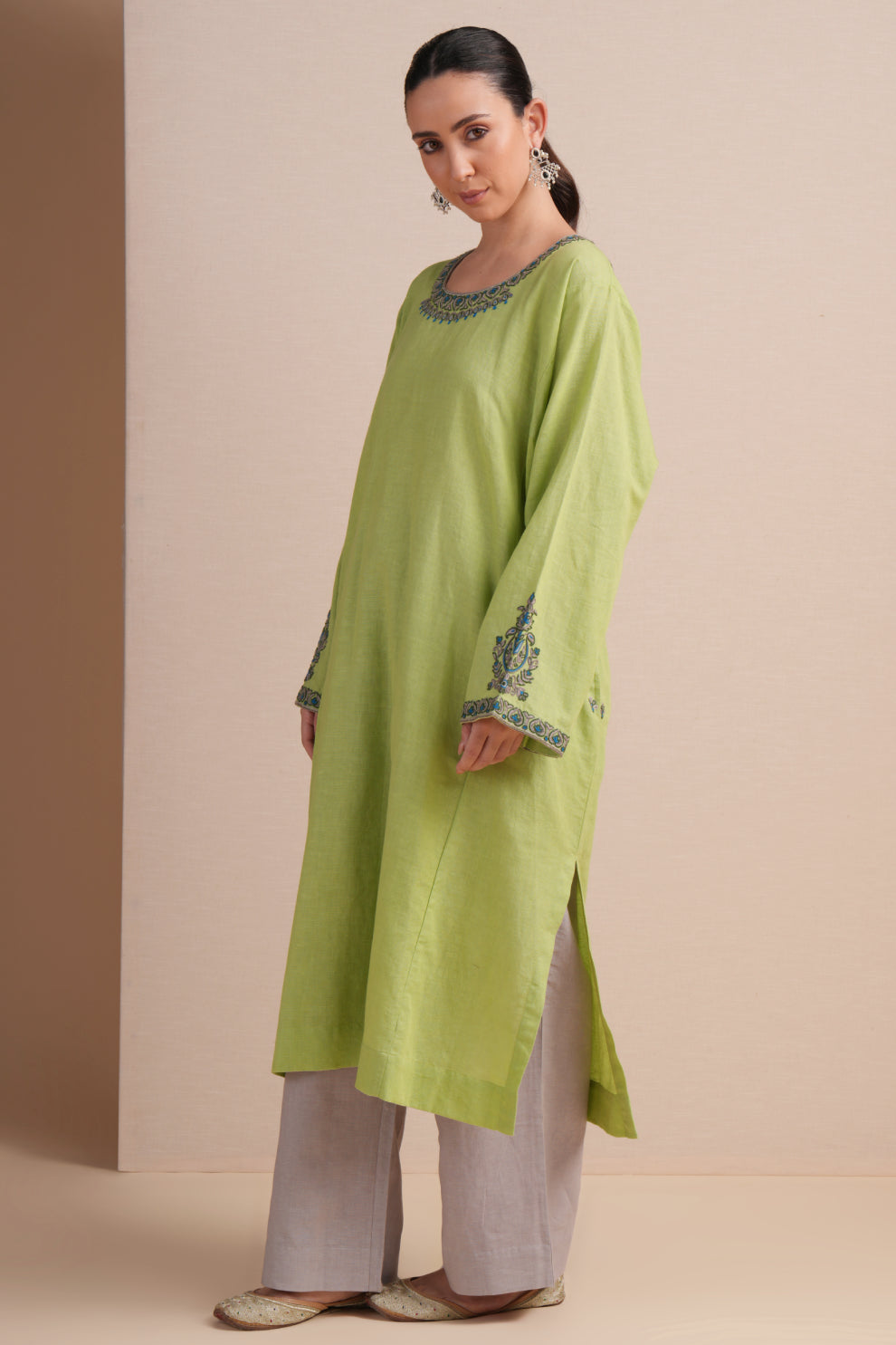 Linen Sap Green Pheran Set