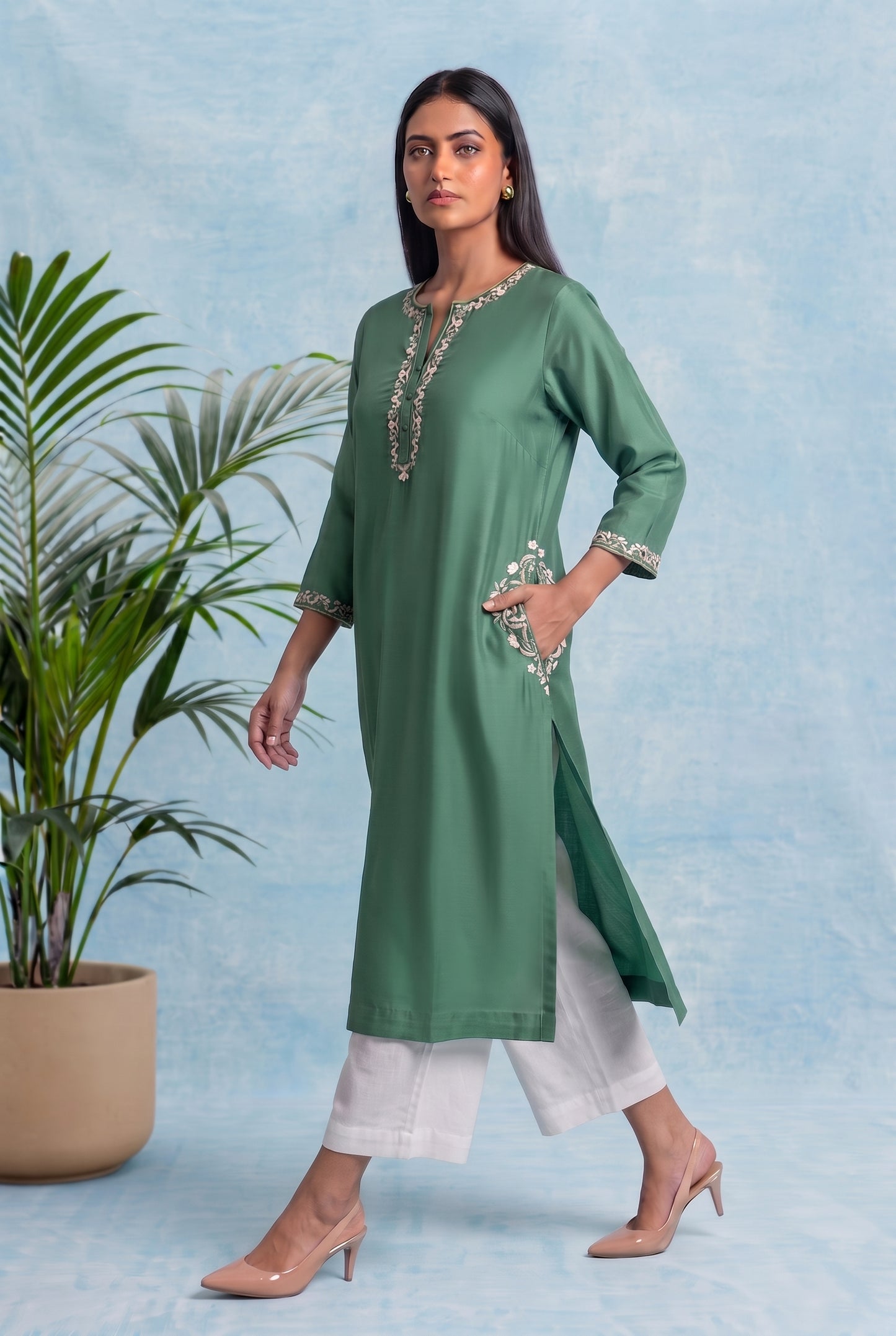 Emerald Dew Pheran Set with Aari Embroidery