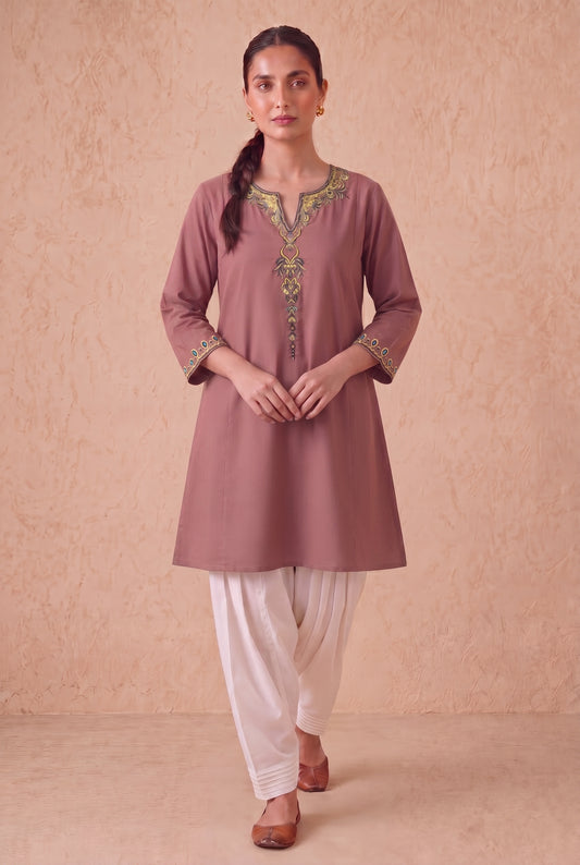 Vintage Rose A-Line Kurta Set With Aari Embroidery