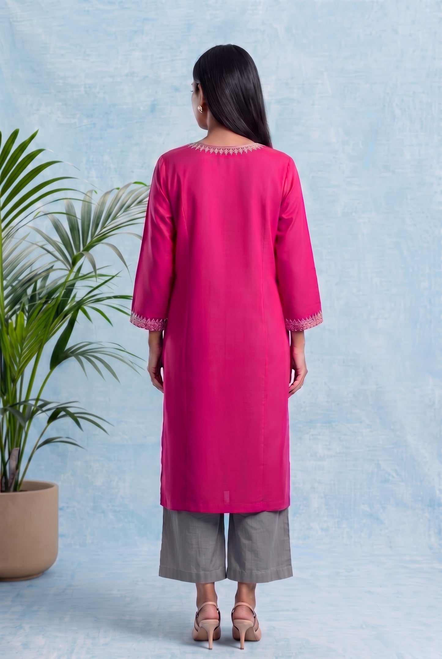 Berry Blush Pheran Set with Aari Embroidery