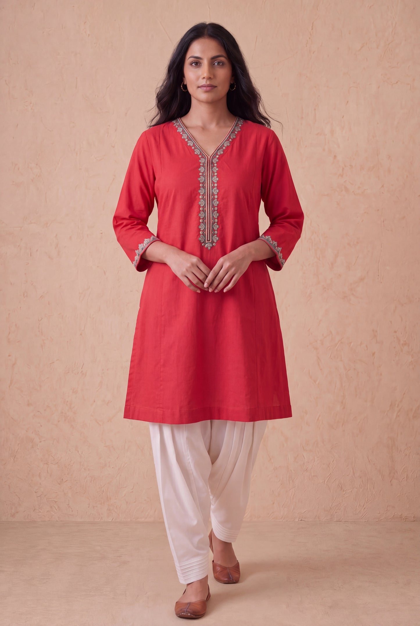 Poppy Reda Line Kurta Set With Aari Embroidery