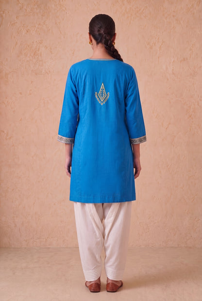 Azure Blue A Line Kurta Set With Aari Embroidery