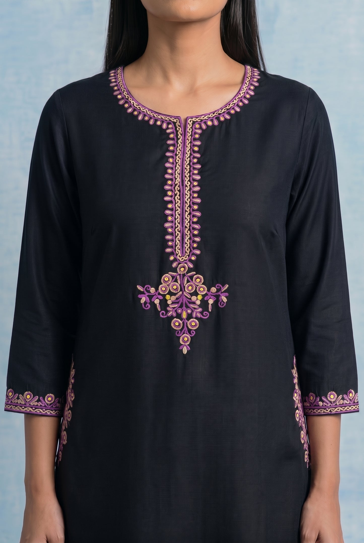 Midnight Charcoal Pheran Set with Aari Embroidery
