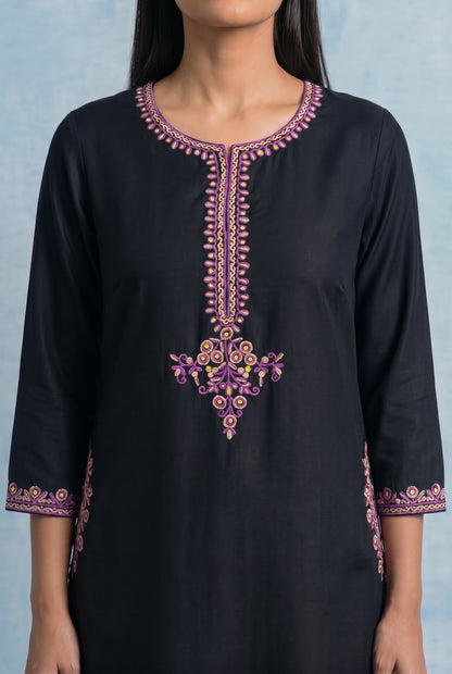 Midnight Charcoal Pheran Set with Aari Embroidery