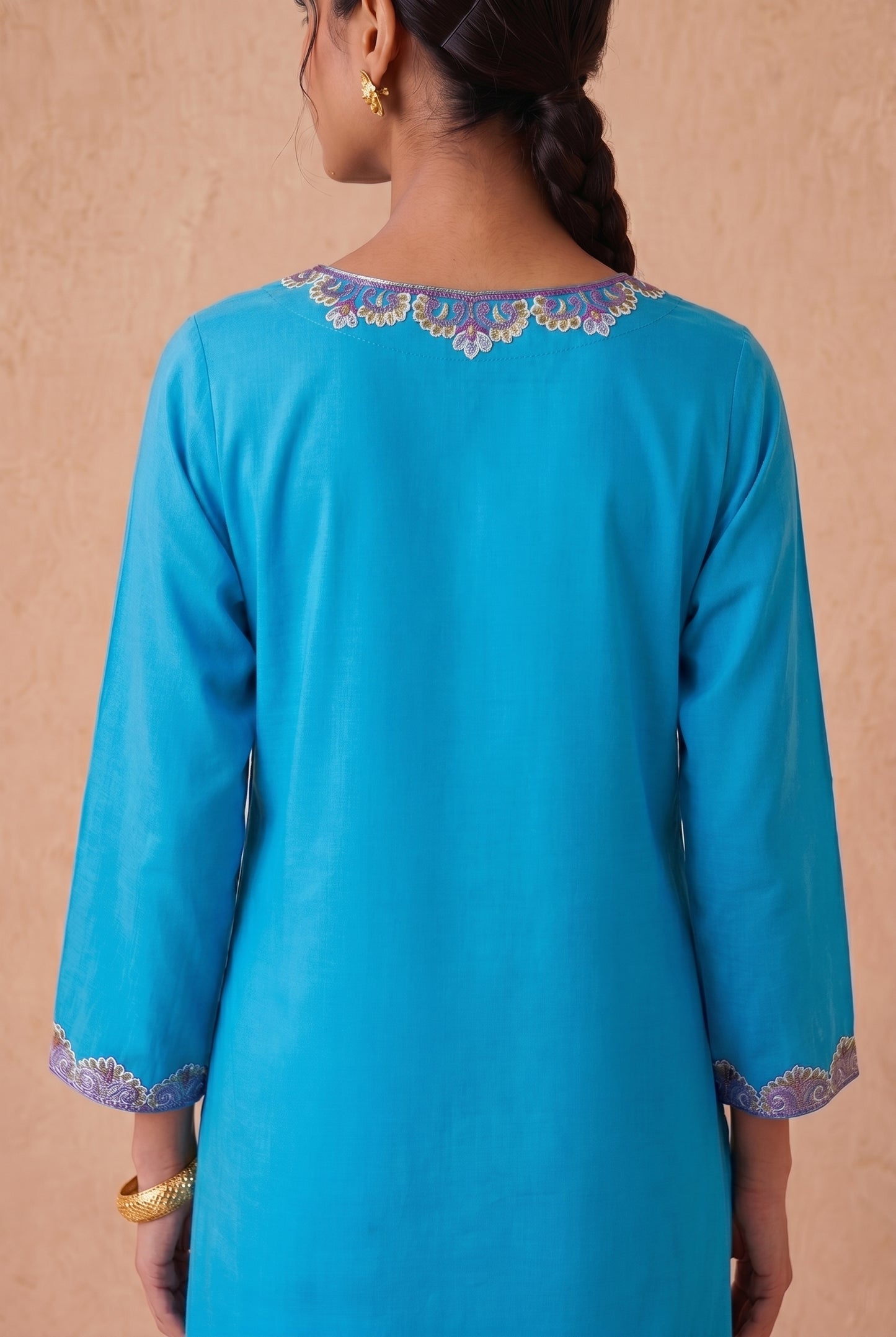 Aqua Blue A Line Kurta Set With Aari Embroidery