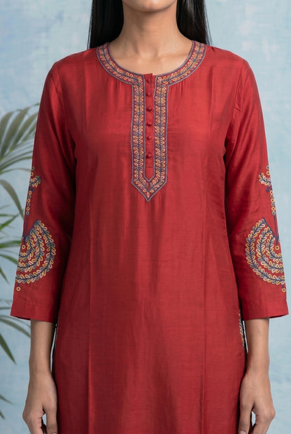 Crimson Ember Pheran Set with Aari Embroidery
