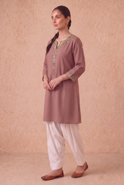 Vintage Rose A-Line Kurta Set With Aari Embroidery