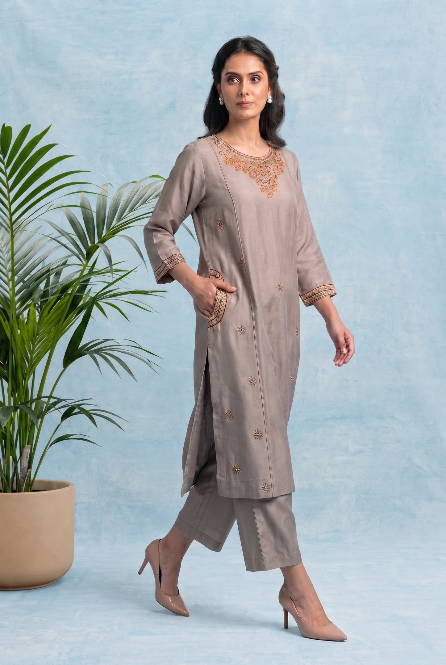 Moonstone Grey Pheran Set with Aari Embroidery