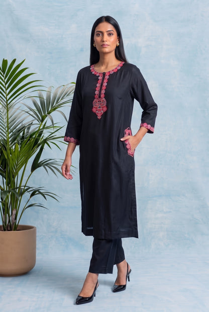 Black Dahlia Pheran Set with Aari Embroidery