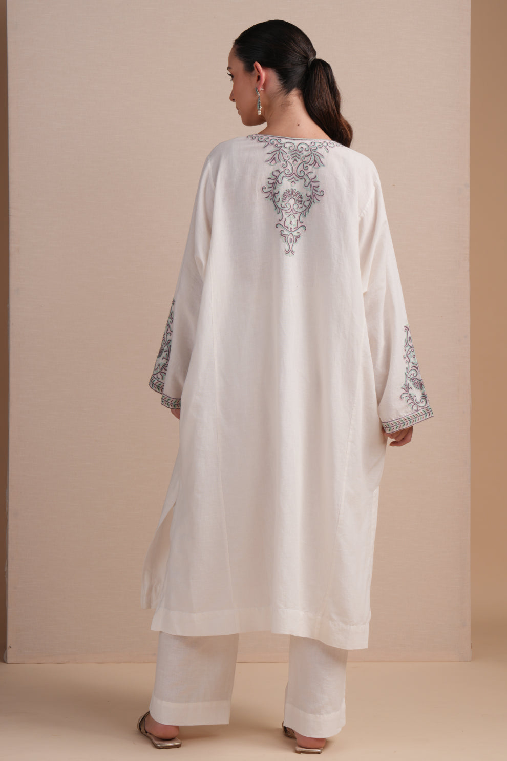 Linen White with Cyan Embroidery Pheran Set