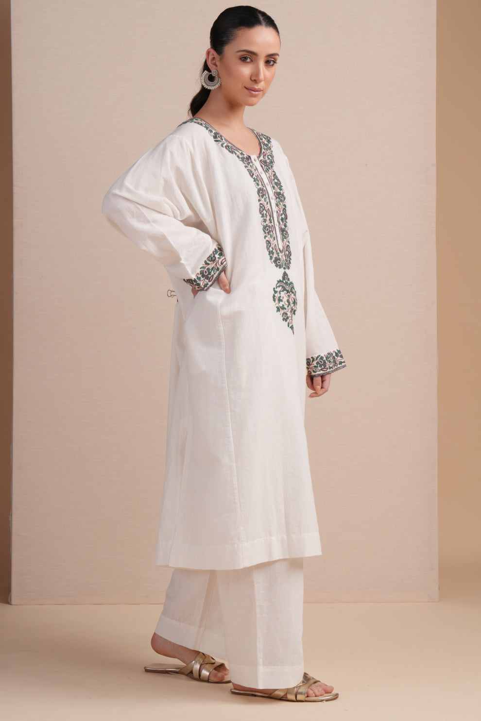 Linen White with Green Embroidery Pheran Set