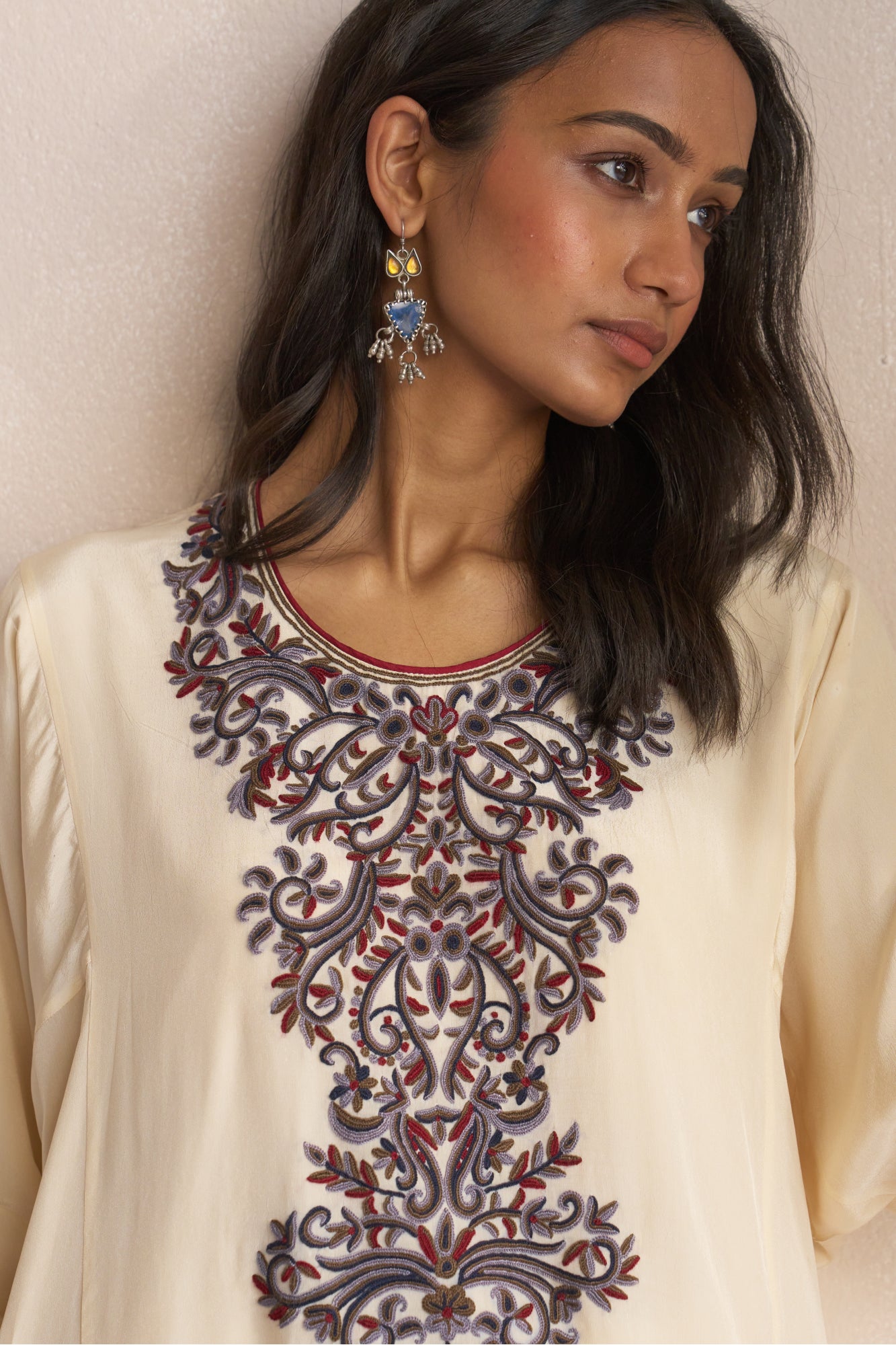 Aari Embroidered Ivory Set - INSIGNIA BLUE