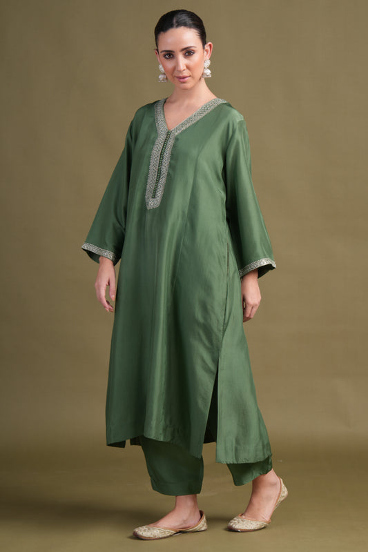 Silk Calla Green Tilla Set
