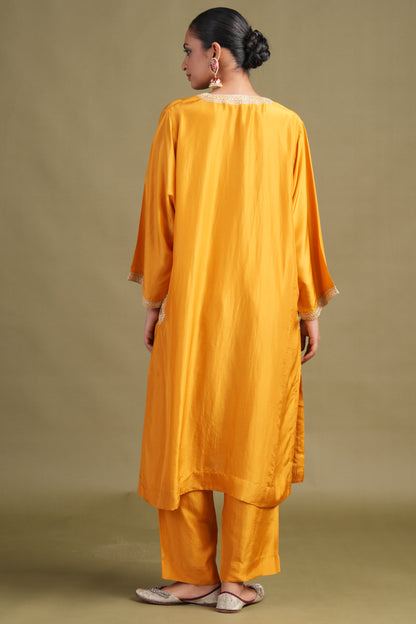Silk Cheddar Tilla Set