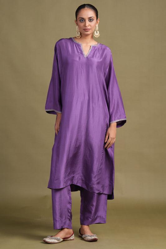 Silk Iris Tilla Set