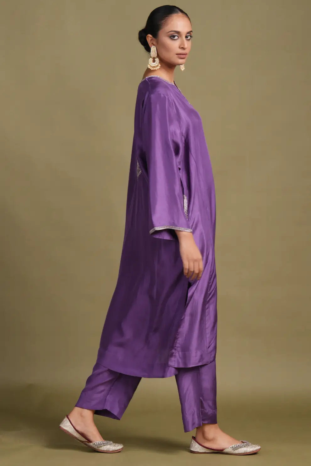 Silk Iris Tilla Set