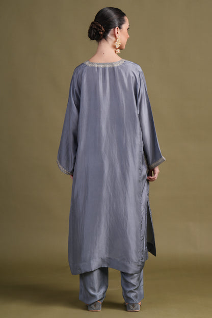 Silk Neutral Gray Tilla Set