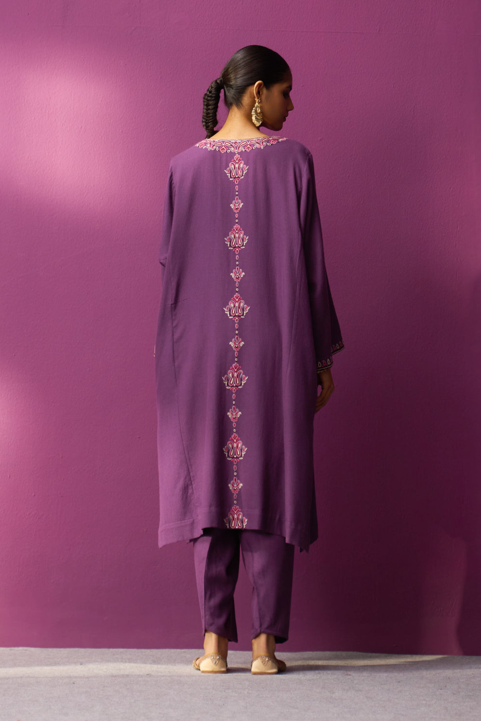 Woollen Pheran Set/Aari - Artic Dust