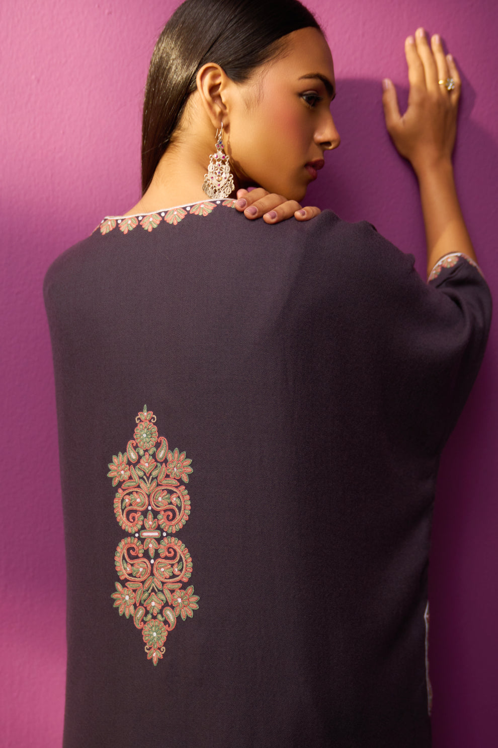 Woollen Kaftan/Aari- Aspalt