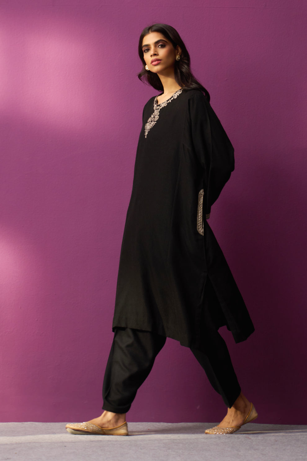 Woollen Pheran Set/Tilla - Black