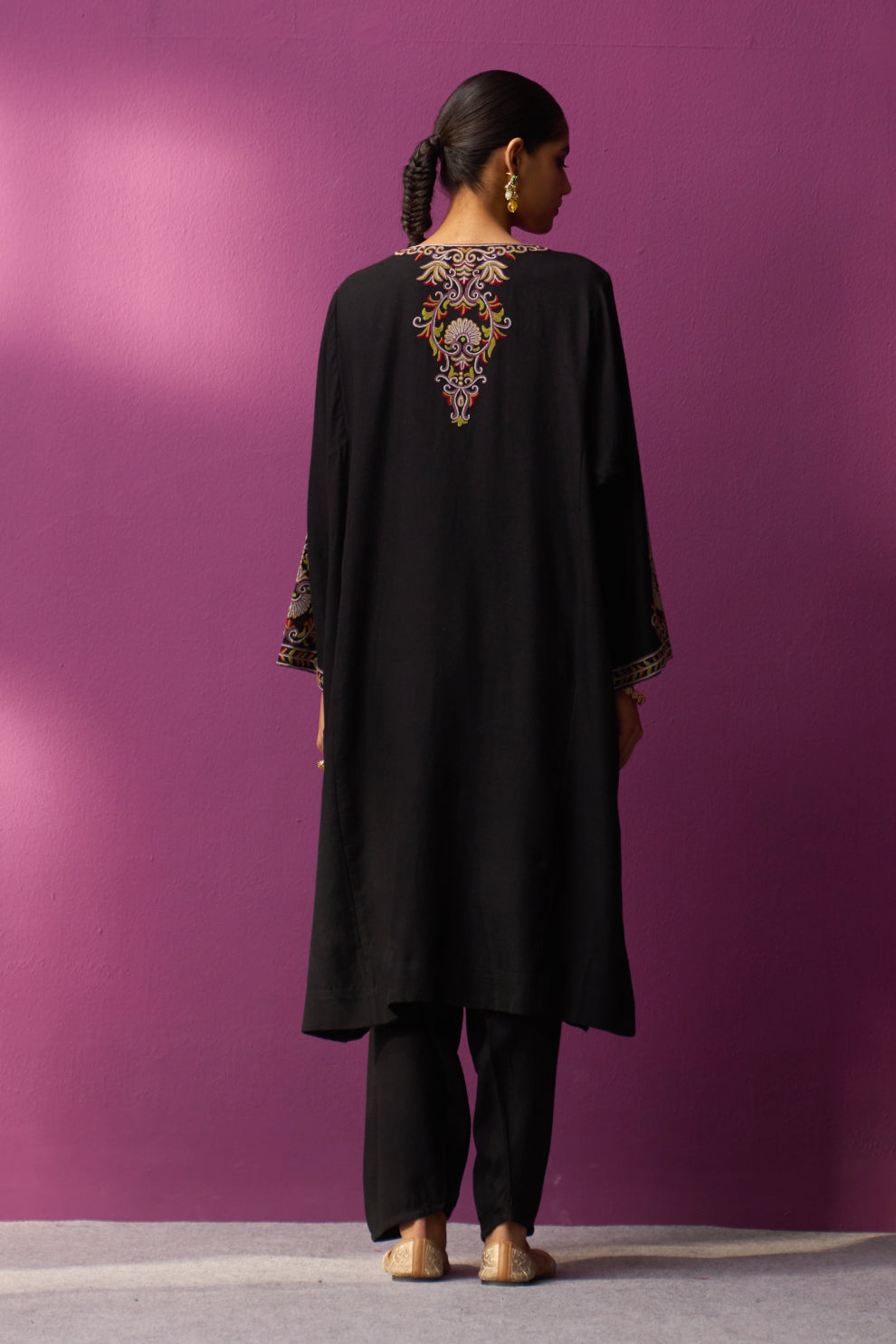 Woollen Pheran Set/Aari - Black with Maroon Embroidery