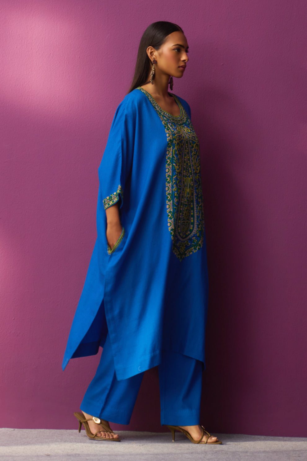 Woollen Kaftan/Aari- Blue