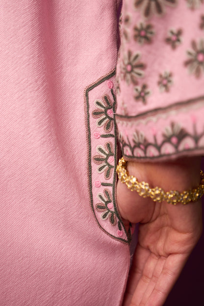 Woollen Pheran Set/Aari - Cameo Pink