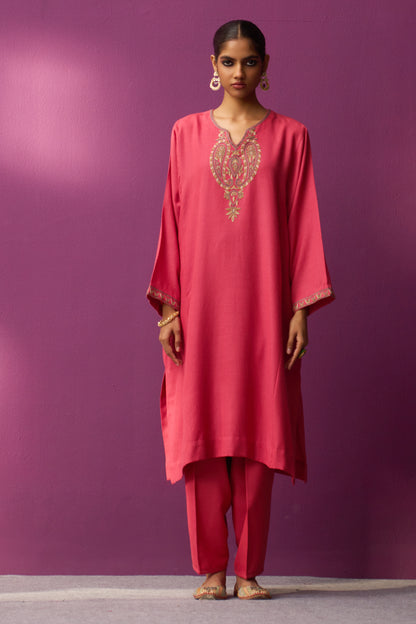 Woollen Pheran Set/Aari - Calypso Coral