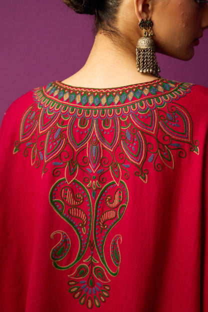 Woollen Kaftan/Aari - Cochineal