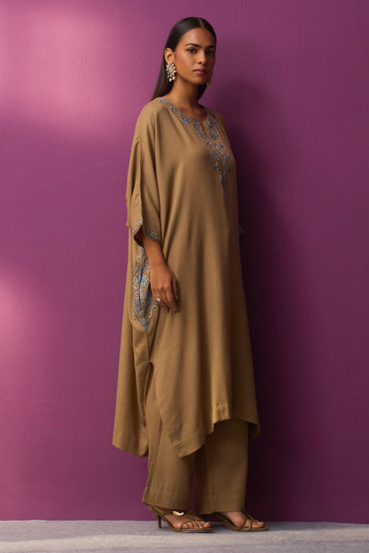Woollen Kaftan/Aari - Dune