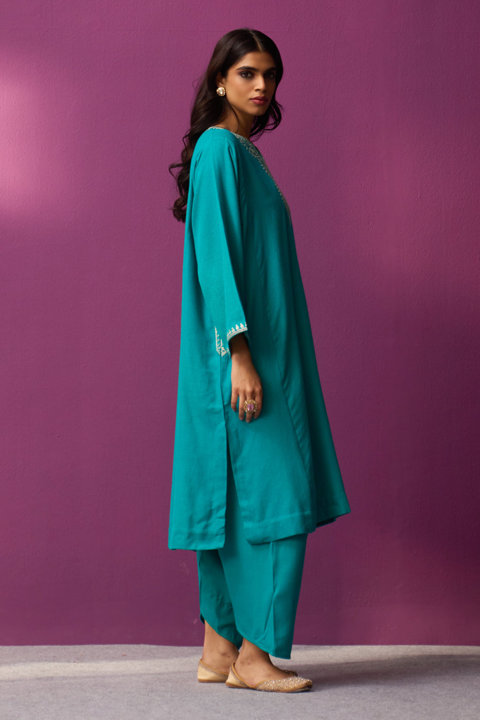 Woollen Pheran Set/Tilla - Firozi