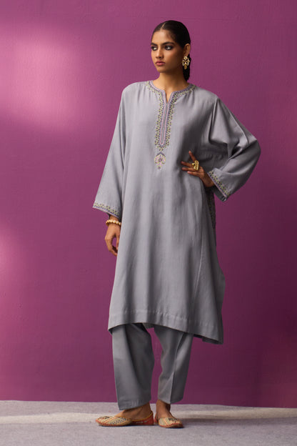 Woollen Pheran Set/Aari - Harbour Mist with Heavy Pockets