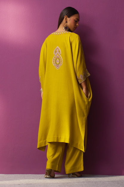 Woollen Kaftan/Aari - Matcha