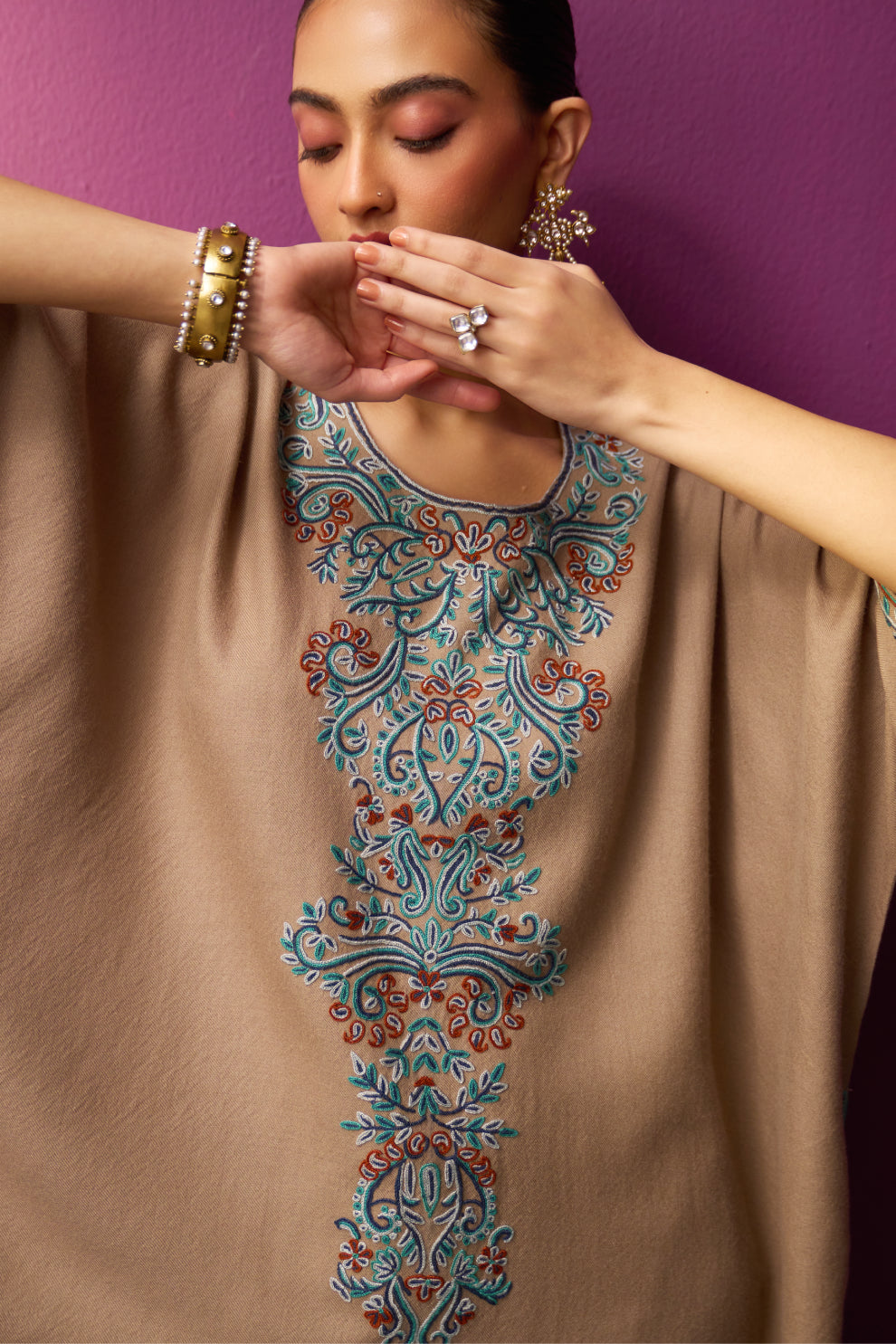 Woollen Kaftan/Aari - Khakhi