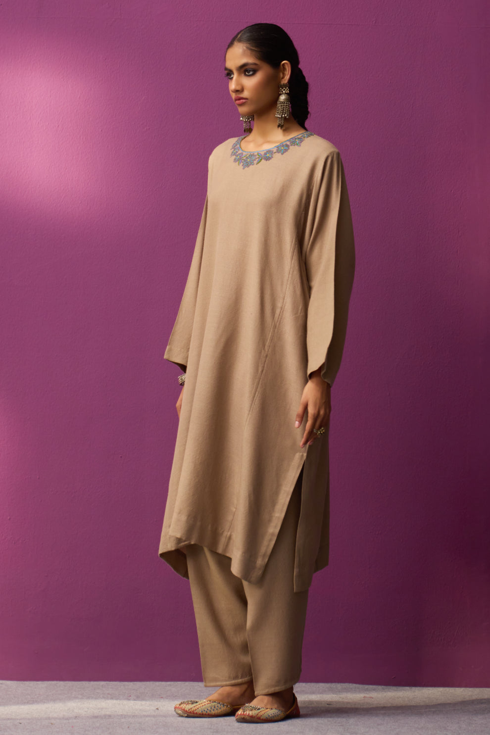 Woollen Pheran Set/Aari - Neutral Beige