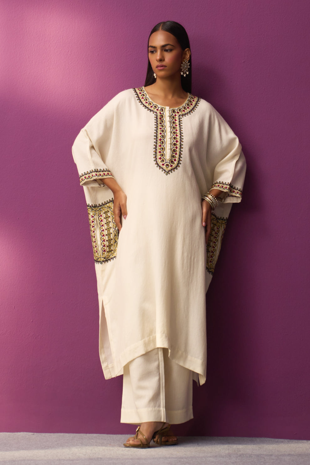 Woollen Kaftan/Aari - Off White