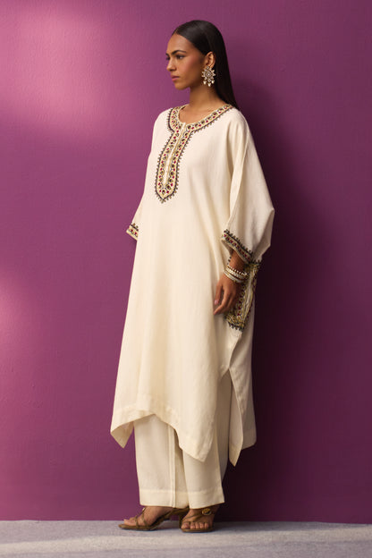 Woollen Kaftan/Aari - Off White