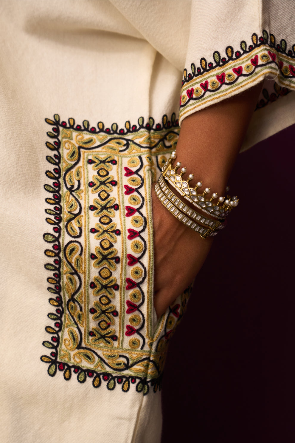 Woollen Kaftan/Aari - Off White