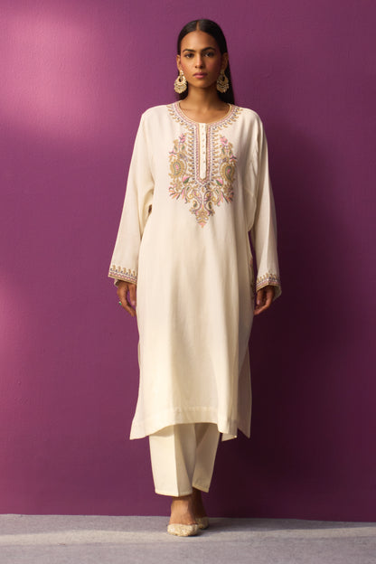 Woolen off white with pink embroidery Aari Pheran set