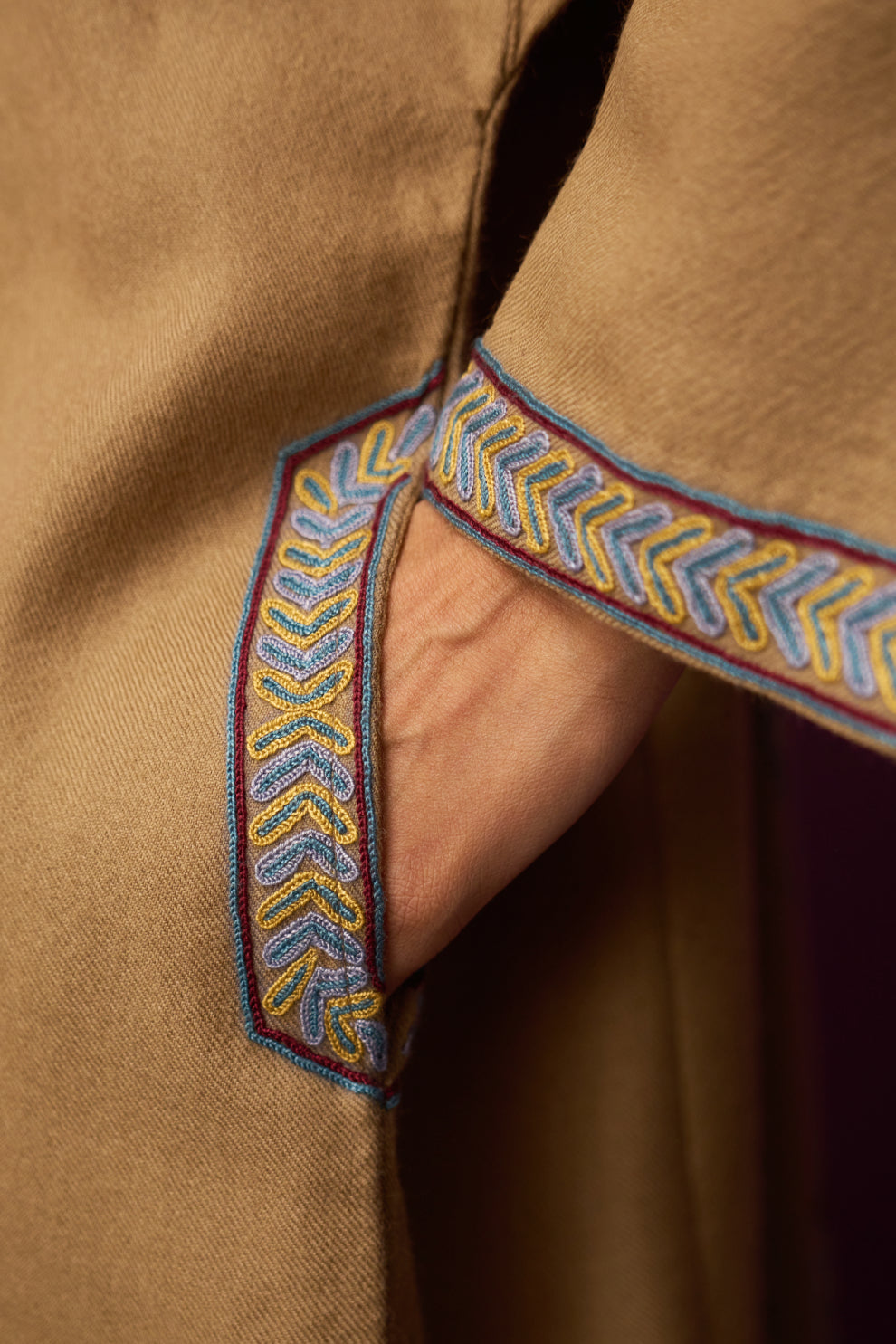 Woollen Pheran Set/Aari - Tan