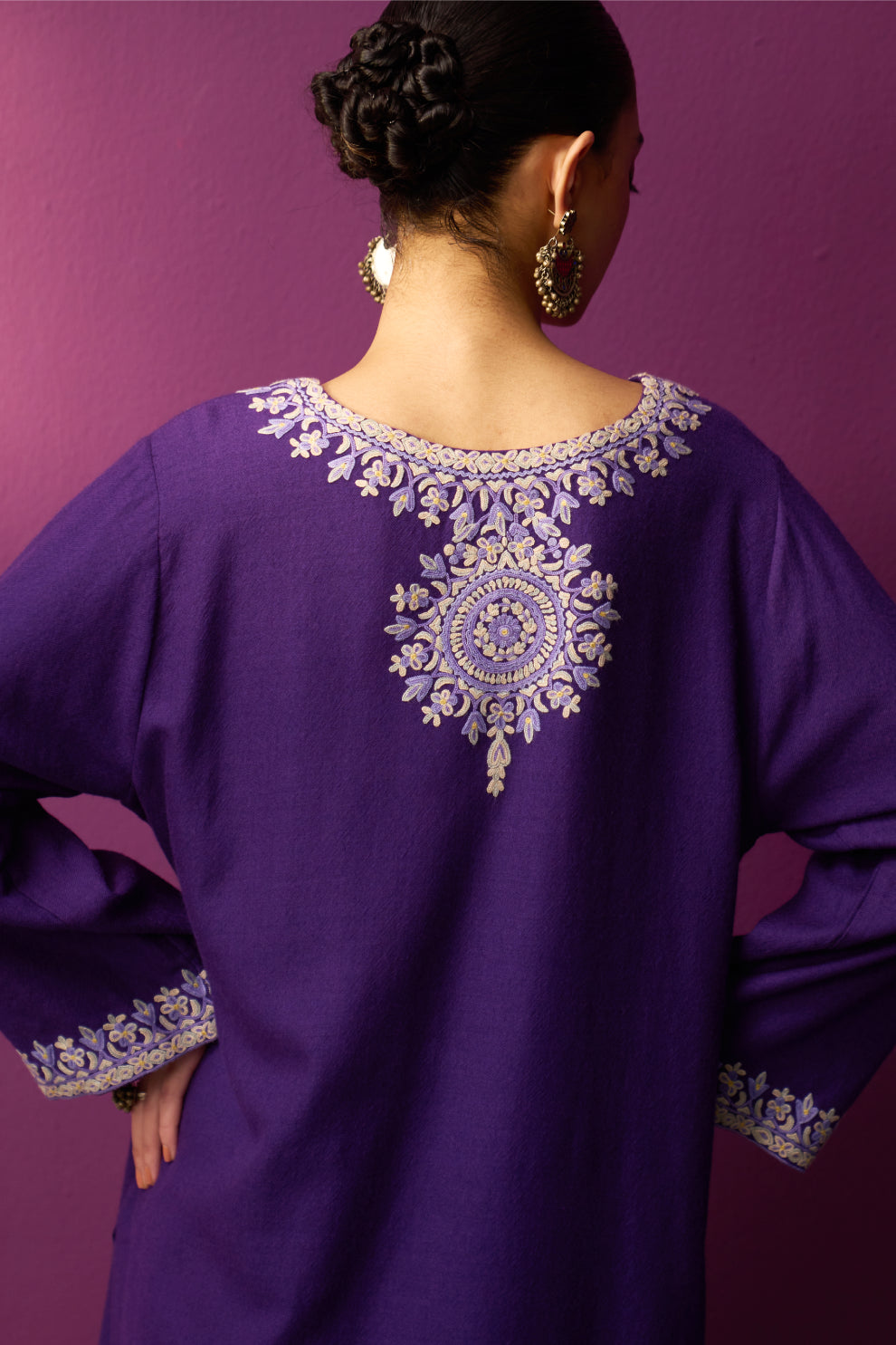 Woolen Potent Purple Aari Pheran set