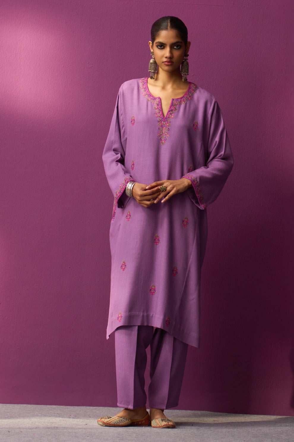 Woollen Pheran Set/Aari - Purple Haze + Jaal boota