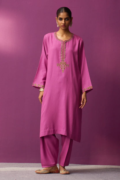 Woollen Pheran Set/Aari - Red Voilet