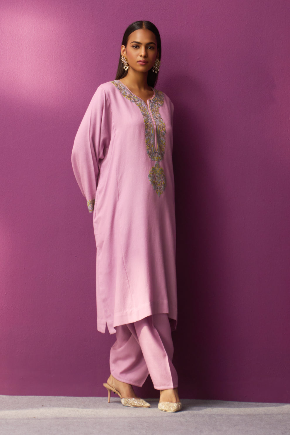 Woollen Pheran Set/Aari - Smoky Grape + Long Neck