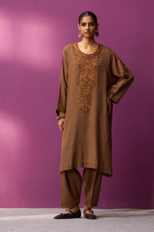 Woollen Pheran Set/Aari - Toasted Coconut