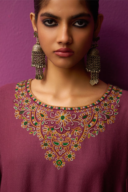 Woollen Pheran Set/Aari - Wistful Mauve