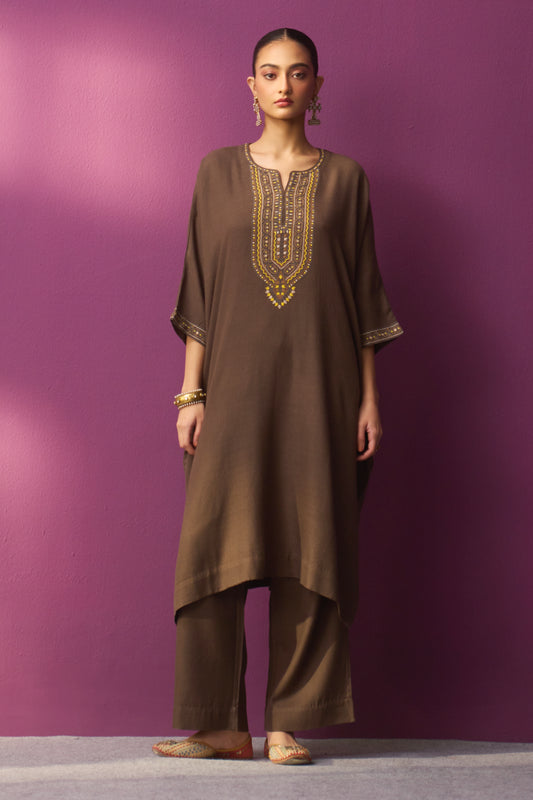 Woollen Kaftan/Aari - Coffee Bean
